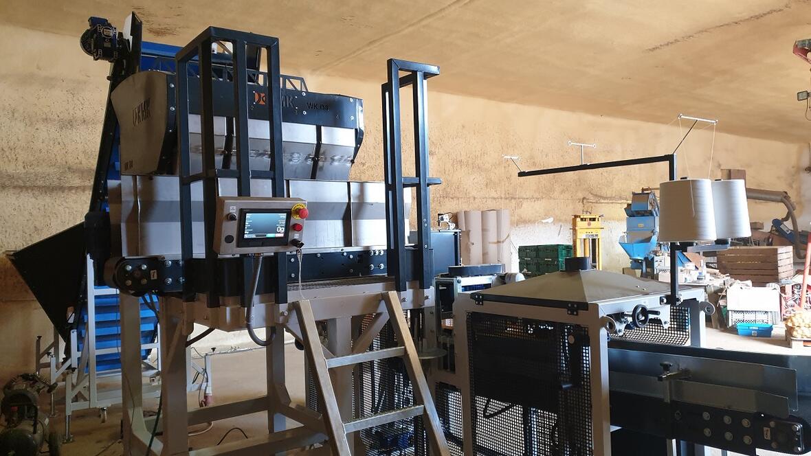 netznaehmaschine-r2-wk04-dosierbunker-6